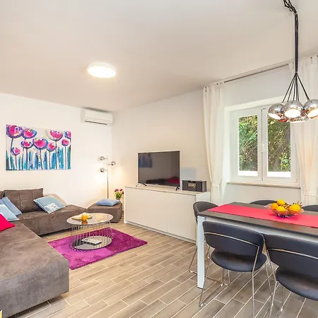 Вилла Hedera Estate, Hedera V *