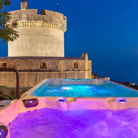 Villa Hedera Estate, Hedera V *