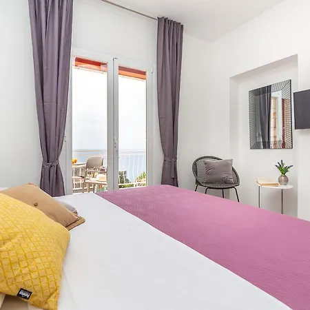 Vila Hedera Estate, Hedera V