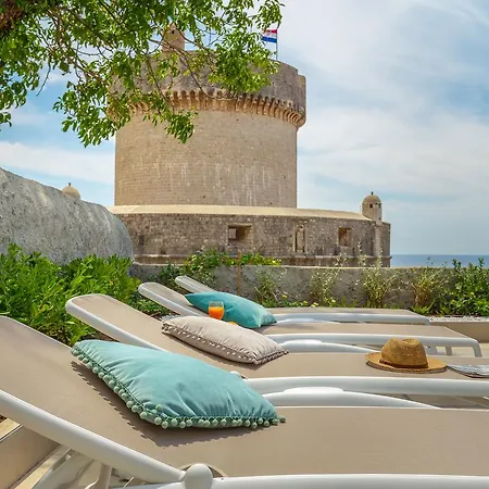 Hedera Estate, Hedera V