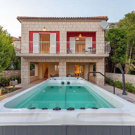 Hedera Estate, Hedera V Dubrovnik