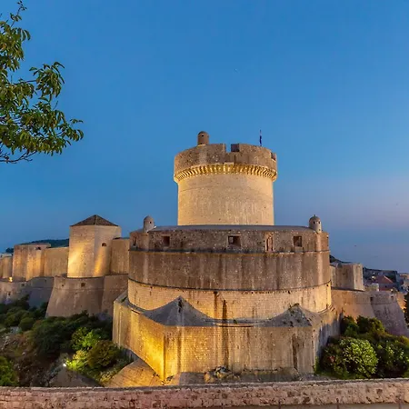 Hedera Estate, Hedera V Dubrovnik
