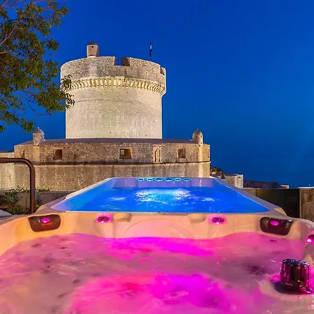 Villa Hedera Estate, Hedera V *