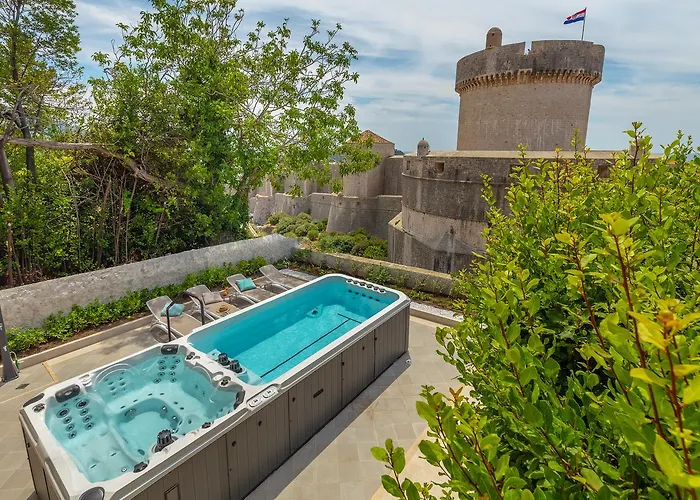 Hedera Estate, Hedera V Villa *