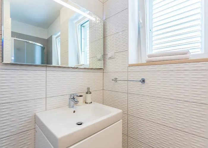 Villa Hedera Estate, Hedera V *