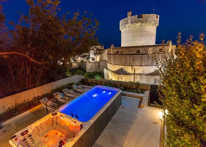 Hedera Estate, Hedera V Villa *