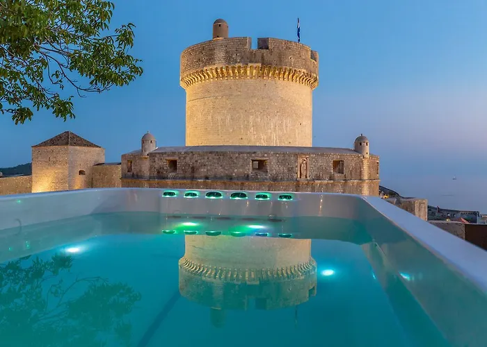 Hedera Estate, Hedera V