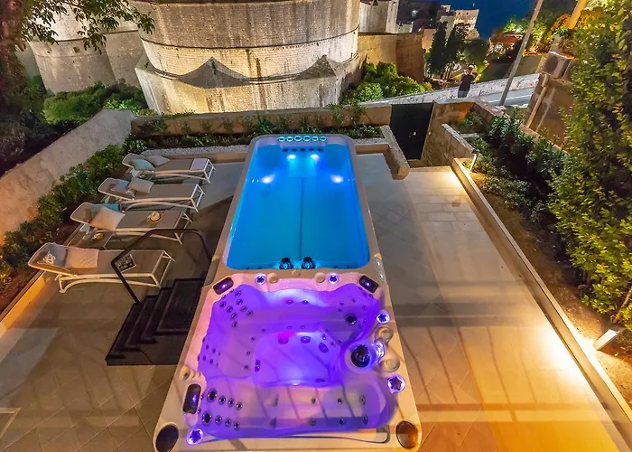 Hedera Estate, Hedera V *